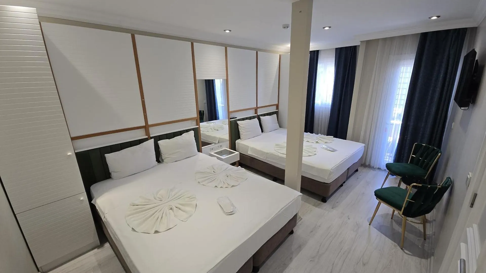 Hostel The Empress Theodora Hotel Ll Istanbul Turkey